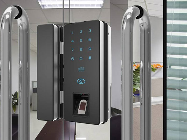 让胡路24小时上门开锁公司